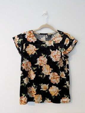 a.n.a Black Short Sleeve Floral Ruffle Top with Peach Blooms